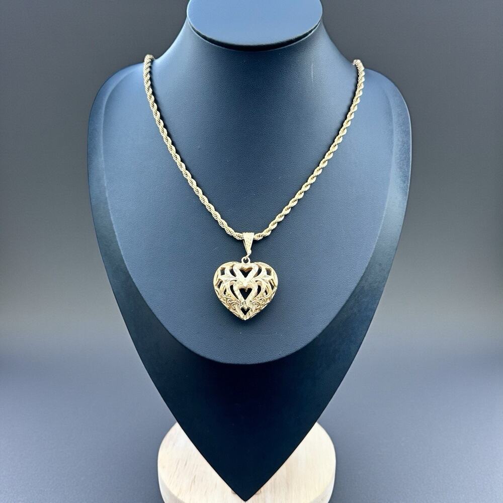 Puffy Heart Necklace Filigree Pendant Gold Tone Rope Chain Romantic Vintage 30”